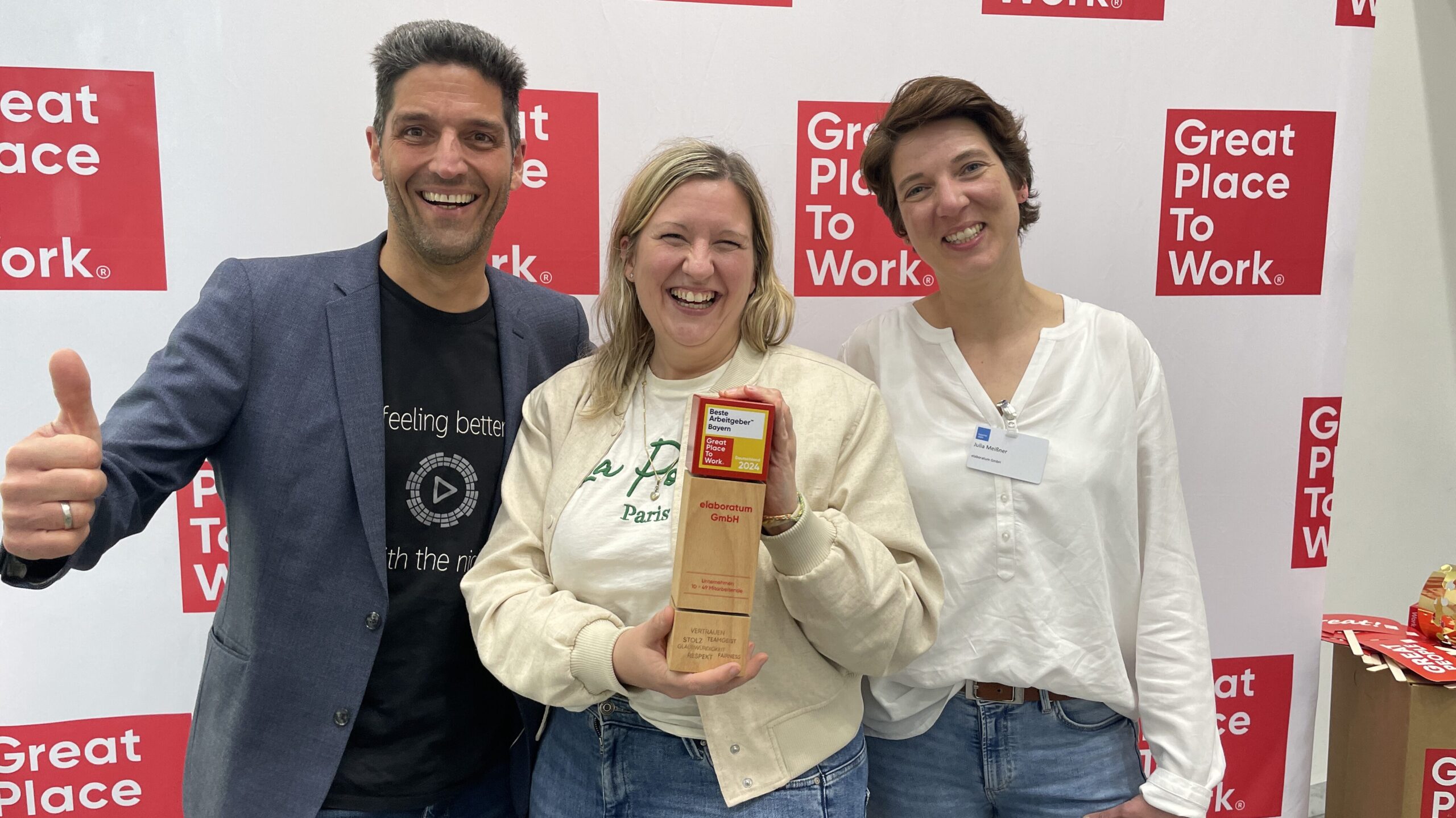 Martin Rothhaar, Franziska Stöppler und Julia Meißner bei der Verleihung des Great Place to Work 2024