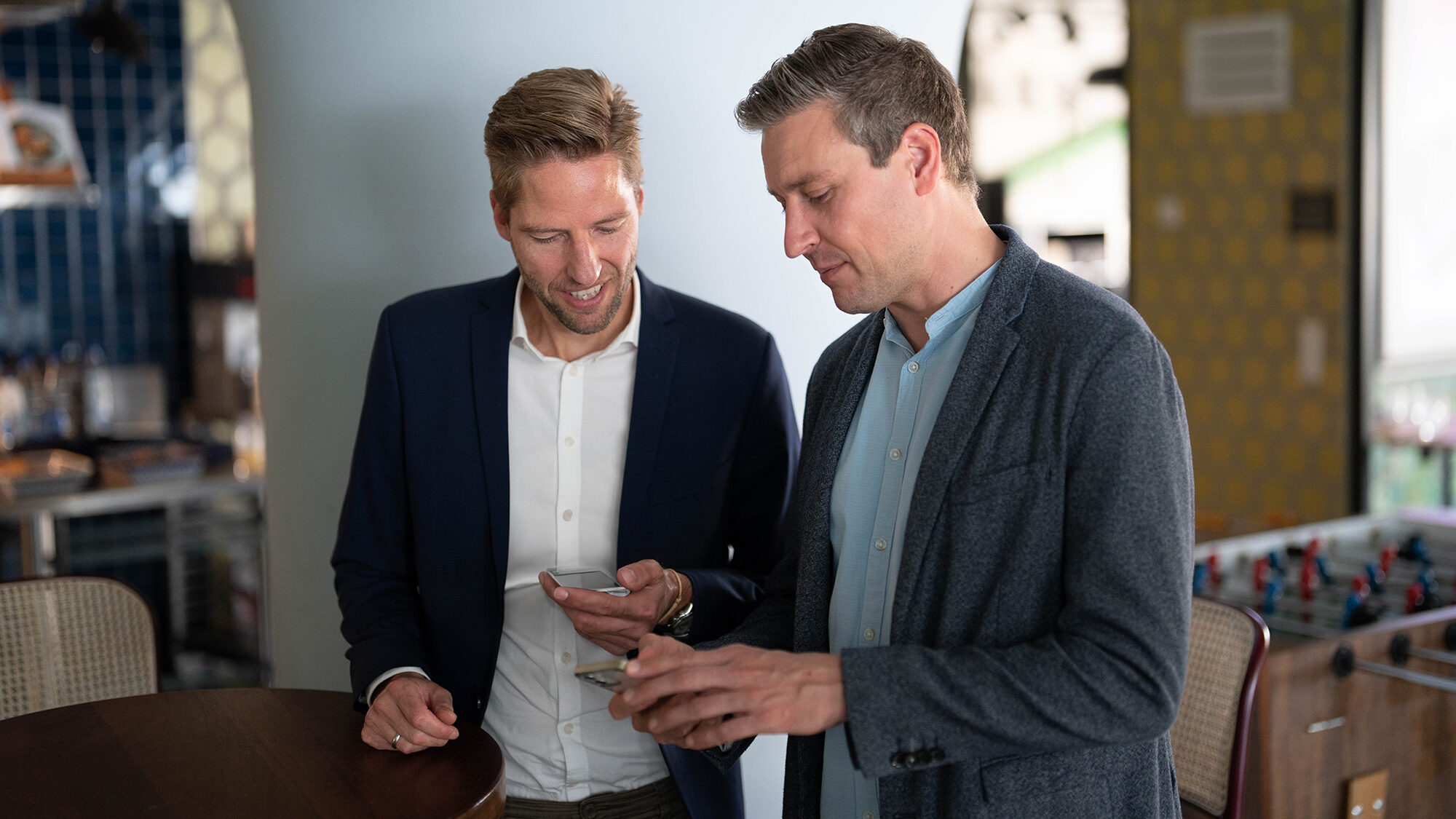 Dr. Dirk Franssens und Jonas Klinger im Gespräch